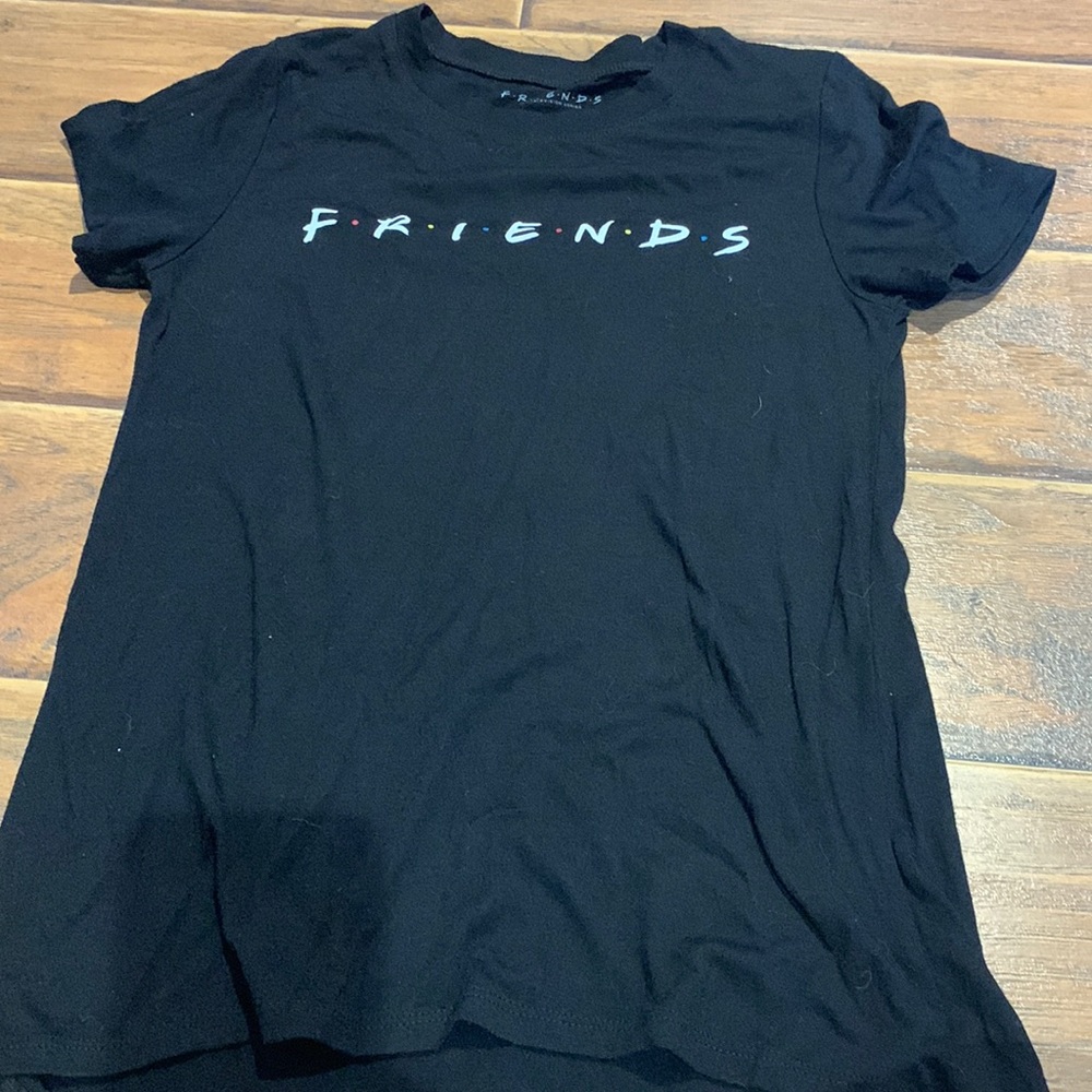 F•R•I•E•N•D•S short sleeve tee